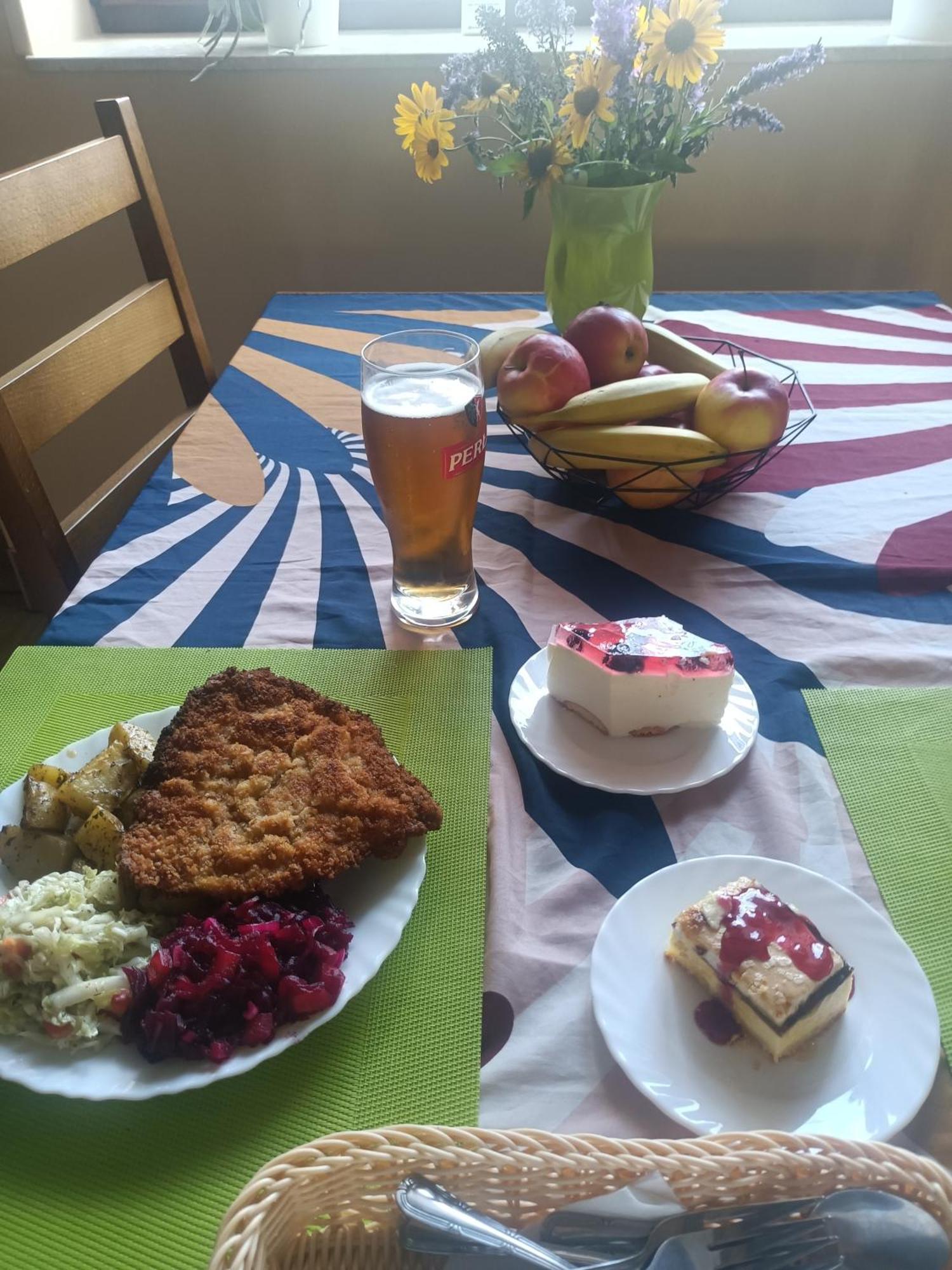 Gosciniec Na Stoku Pokoje 2,3,4 Osobowe, Cisza, Spokoj, Widok Na Stok Narciarski, Lasy, Laki Bobliwo Экстерьер фото
